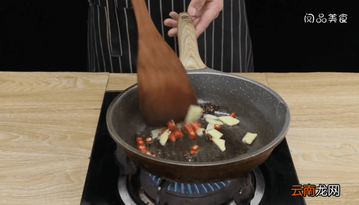 土豆烧肉的做法 土豆烧肉怎么做好吃