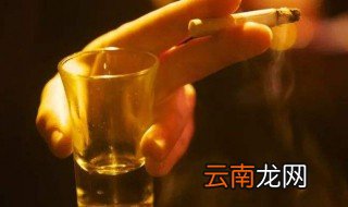 晚上喝啤酒的好处 晚上喝啤酒的五大好处详解