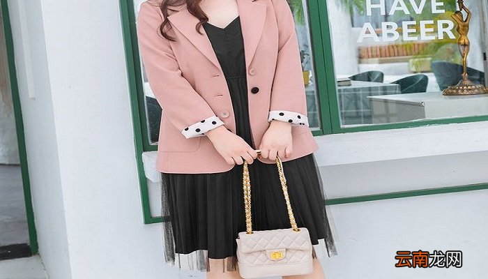 服装颜色搭配方法 服装搭配配色技巧