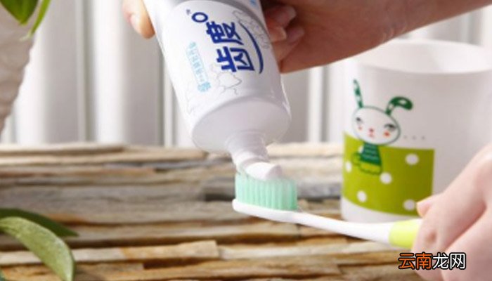 牙膏加醋洗脸的好处牙膏加醋洗脸有什么好处