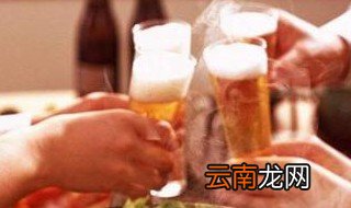 吃海鲜能喝酒吗 吃海鲜可以喝酒吗