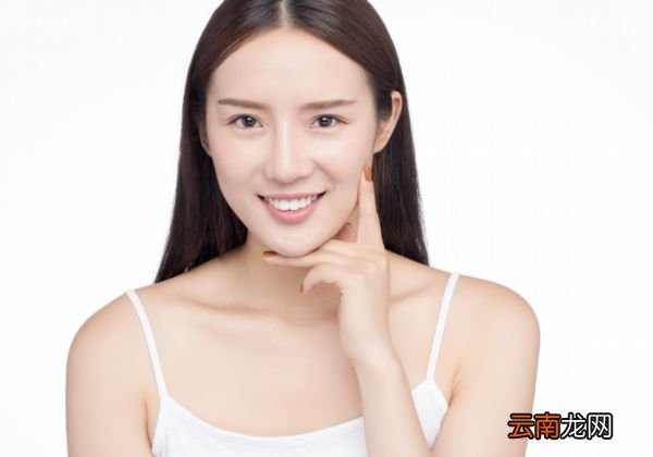 淡斑小白瓶的使用顺序 淡斑小白瓶什么时候用