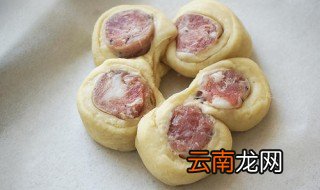 花式香肠面包的做法 花式香肠面包的做法步骤