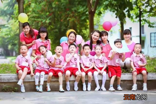 幼儿园创意毕业照拍摄小攻略,一看就会