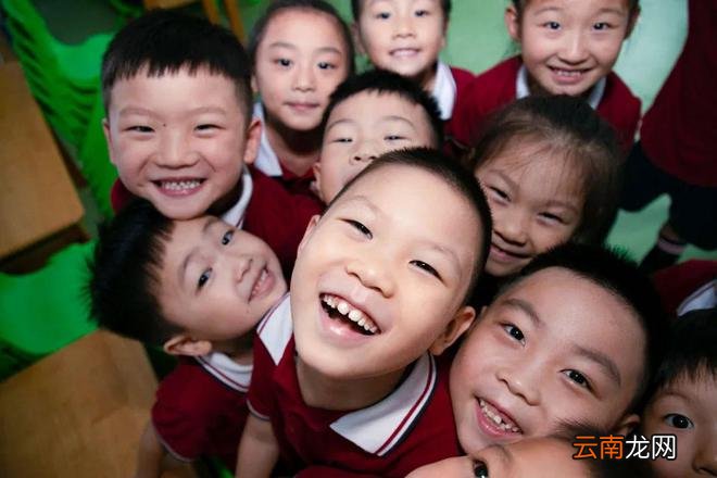 幼儿园创意毕业照拍摄小攻略,一看就会