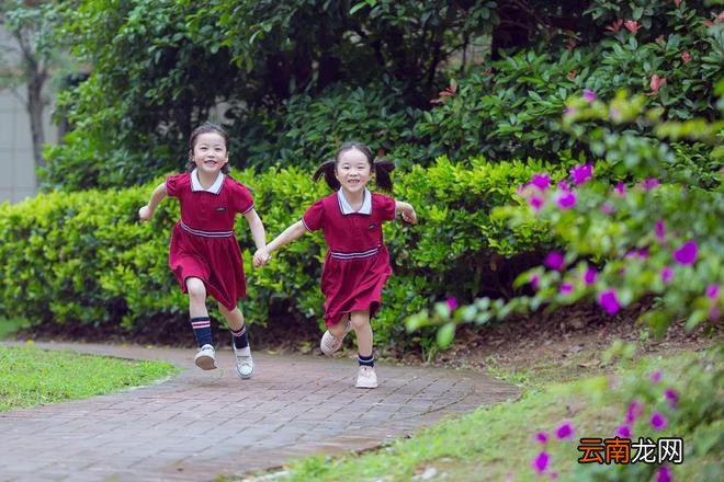 幼儿园创意毕业照拍摄小攻略,一看就会