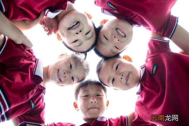 幼儿园创意毕业照拍摄小攻略,一看就会