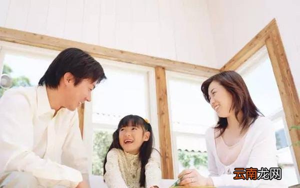 “爱打扮和不打扮”的妈妈一样吗？从娃身上就能看出，格局不一样