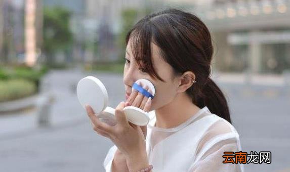“爱打扮和不打扮”的妈妈一样吗？从娃身上就能看出，格局不一样