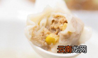 小馄饨做法图解 只要一根筷子3秒钟就包好