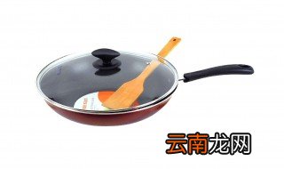 锅底烧糊的黑垢怎么去除 关于炒锅的的保养知识