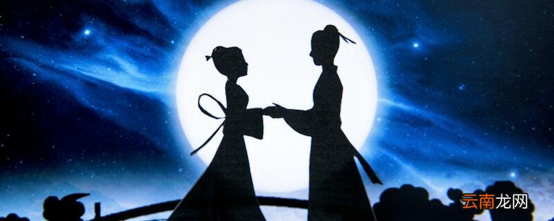 乞巧前两句诗的意思 乞巧前两句是什么意思
