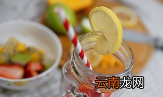 冷泡柠檬茶做法图解 制作冷泡柠檬茶的八个步骤详解