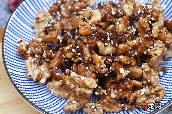 琥珀核桃仁的做法