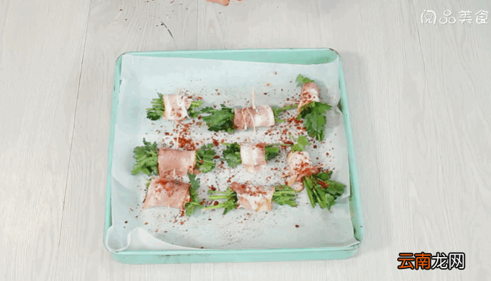 培根香菜卷的做法，培根香菜卷怎么做