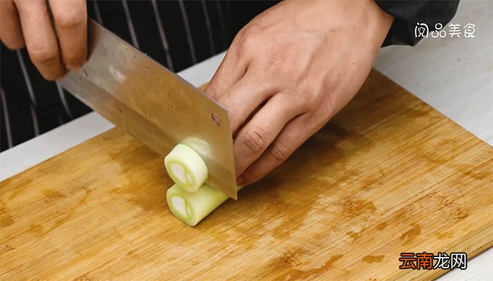 萝卜焖牛肚的做法 萝卜焖牛肚怎么做