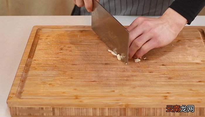 酱油炒饭的做法 酱油炒饭的家常做法