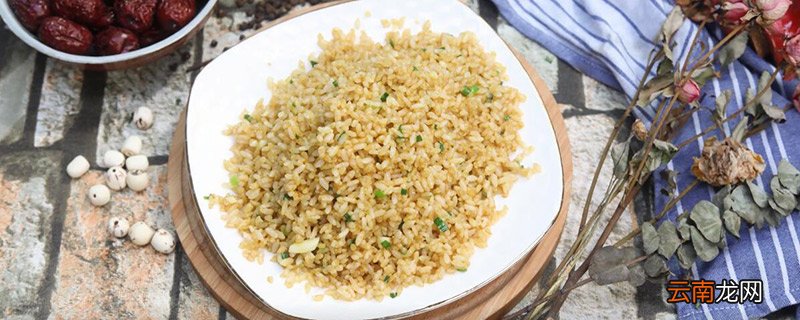 酱油炒饭的做法 酱油炒饭的家常做法