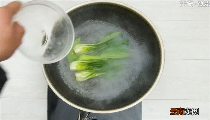 金腿鲫鱼怎么做 金腿鲫鱼的做法