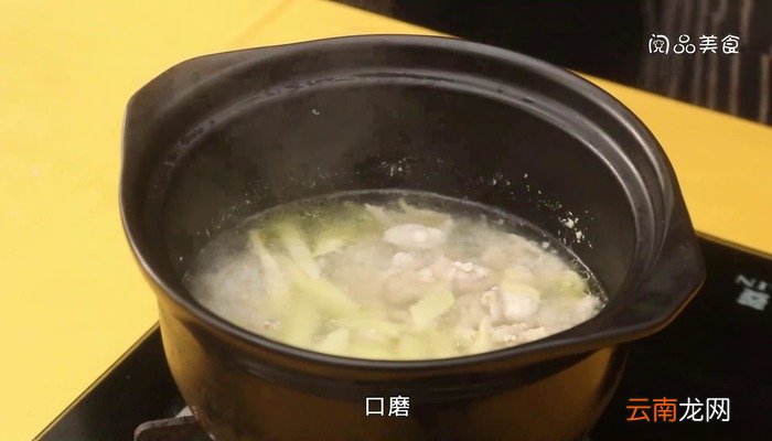 酸笋鸡皮汤的做法 酸笋鸡皮汤怎么做好吃