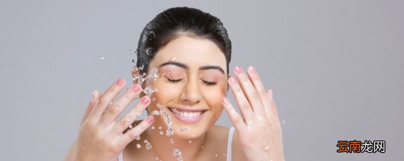 生理盐水洗脸步骤 生理盐水如何洗脸