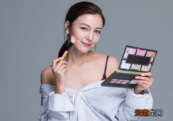 腮红的画法有哪些 腮红怎么画