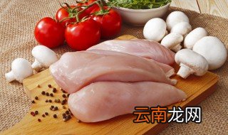鸡胸肉怎么好吃 青椒香干炒鸡胸肉的做法