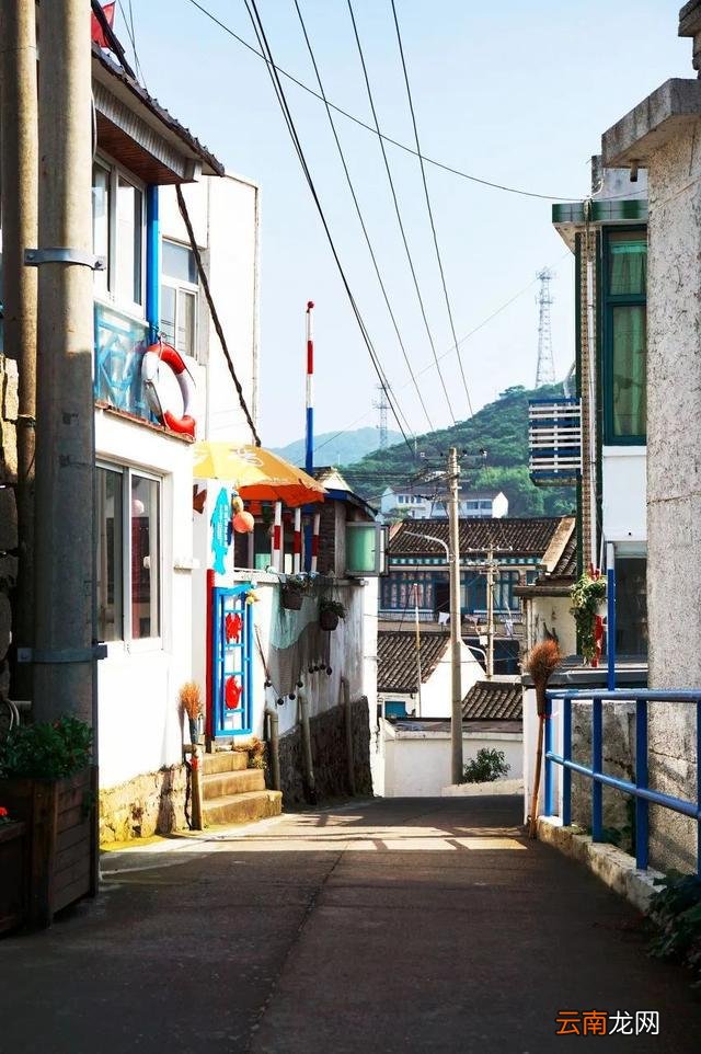 它坐拥1390座岛屿，比马代丰满5倍，还常年霸占国家地理封面