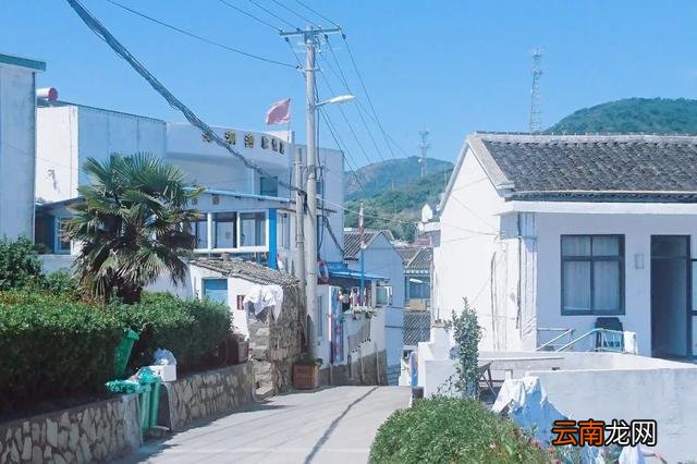 它坐拥1390座岛屿，比马代丰满5倍，还常年霸占国家地理封面