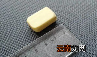 为什么橡皮和尺子会粘在一起 橡皮和尺子会粘在一起的原因