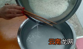 淘米水腌酸菜做法 5步在家自制腌酸菜
