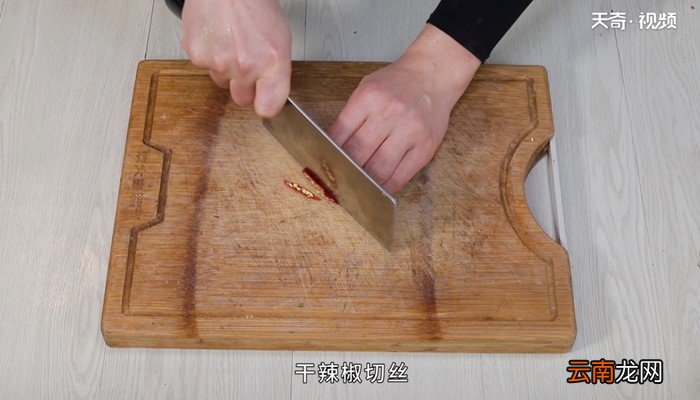 爆炒鱿鱼的做法，爆炒鱿鱼怎么做