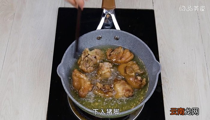 炸猪脚的做法,炸猪脚怎么做
