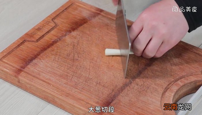 炸猪脚的做法,炸猪脚怎么做