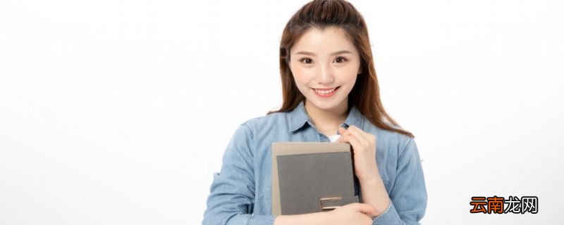 大脸如何扎头发显脸小显脸小的扎发技巧