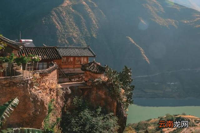 因为一座城，所以我们去了云南