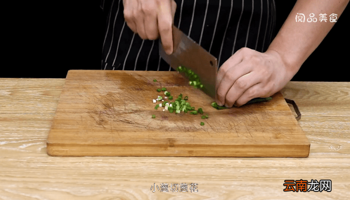 田螺炒酸豆角 田螺炒酸豆角的做法