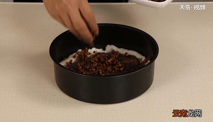 葡萄干糯米凉糕的做法 葡萄干糯米凉糕怎么做