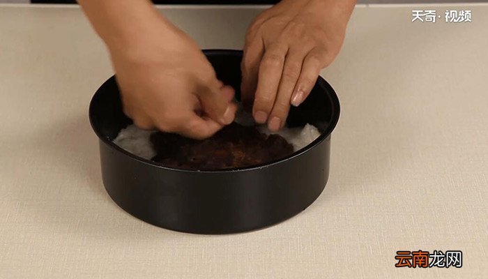 葡萄干糯米凉糕的做法 葡萄干糯米凉糕怎么做