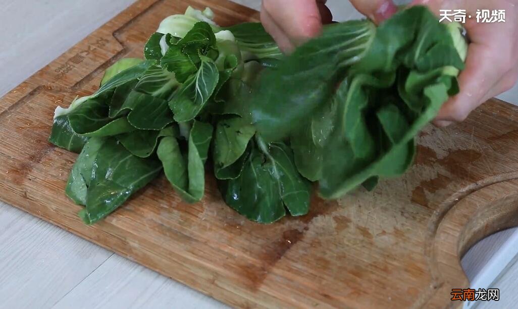 豆瓣小白菜怎么炒 豆瓣小白菜的做法