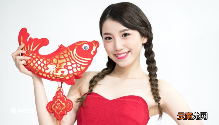 怎么编麻花辫 最简单麻花辫怎么编