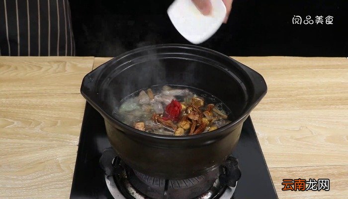 松茸鸽子汤怎么做 松茸鸽子汤怎么做好吃