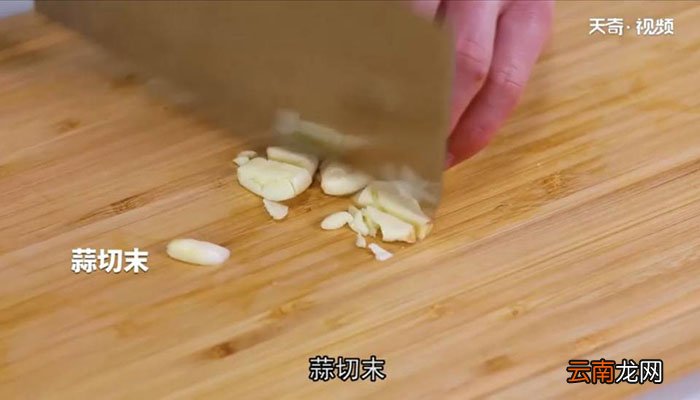 鸡丝凉面怎么做 鸡丝凉面