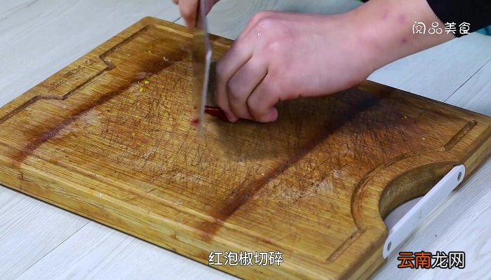 鱼香番茄过江的做法 鱼香番茄过江怎么做