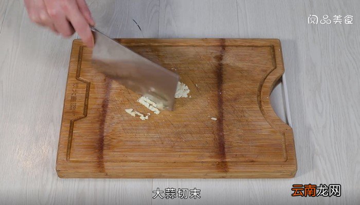 雪里蕻虾皮豆角怎么做 雪里蕻虾皮豆角的做法