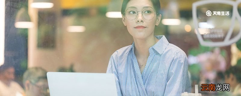 不适合披头发的脸型 不适合披头发的脸型有哪些