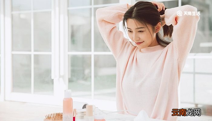 不适合披头发的脸型 不适合披头发的脸型有哪些