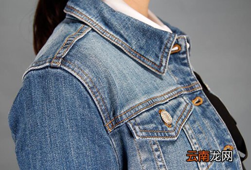 连帽卫衣搭配什么外套 连帽卫衣适合哪些外套