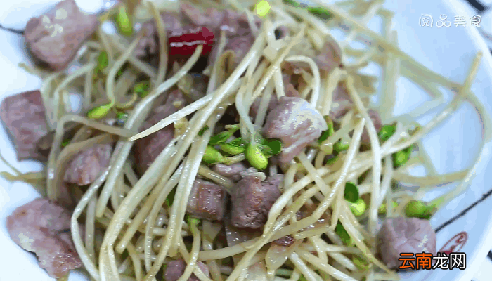 榨菜黄豆芽炒肉丁的做法，榨菜黄豆芽炒肉丁怎么做