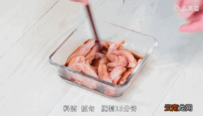 雪菜鸡肉炒年糕做法雪菜鸡肉炒年糕怎么做